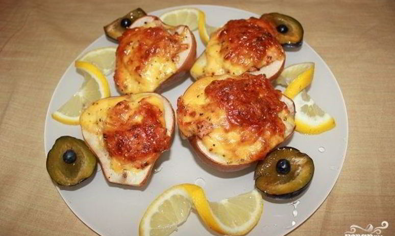 Рецепт груши, запеченной с креветками и сыром