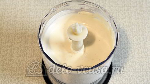 клубнично-творожный десерт с блинами