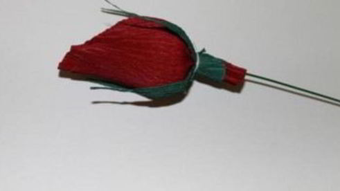 бутоны роз из конфет