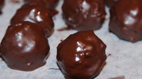 конфеты ореховый микс с клюквой