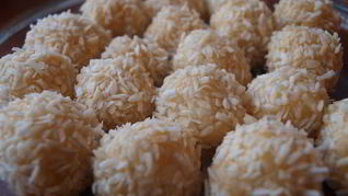 Конфеты По мотивам Раффаелло