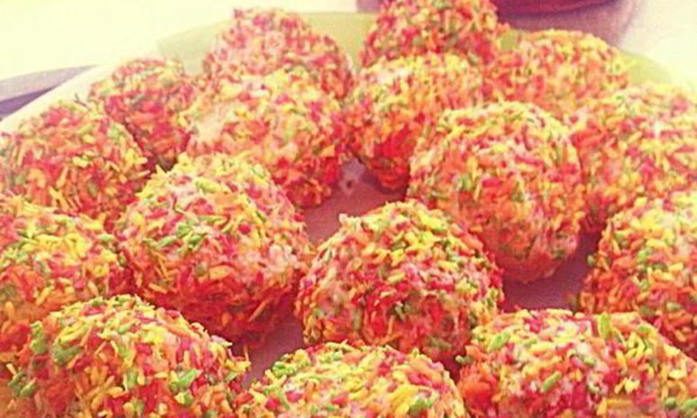 Рецепт конфет с кокосовой стружкой, вафлей и орешком