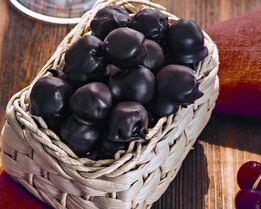 Конфеты Шоколадная вишня в коньяке