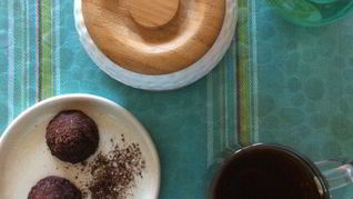 Полезные конфеты из фиников и бананов