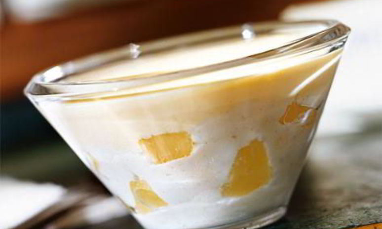 Рецепт ананасового крема с винной пенкой