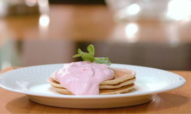 Рецепт блинчиков со сливочно-вишневым кремом