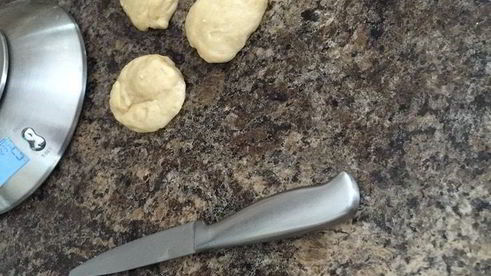 булочки с ароматным штрейзелем и ванильным заварным кремом