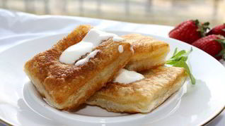 Десертные равиоли со сливочным кремом