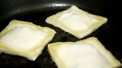 десертные равиоли со сливочным кремом