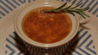Лимонный крем-брюле с розмарином
