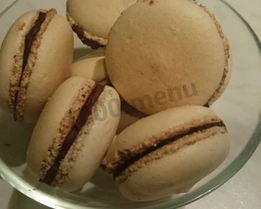 Макаруны с шоколадным кремом