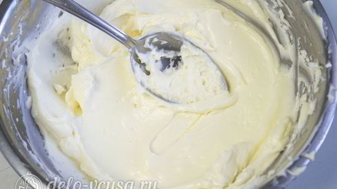 масляный крем на швейцарской меренге