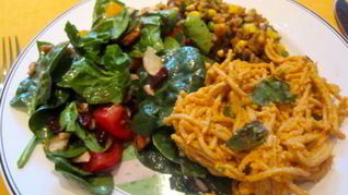 Паста с кремовым ореховым соусом