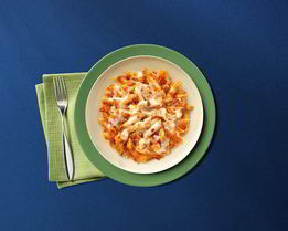 Пенне ригате с соусом Болоньезе, запеченные с кремом из пармезана