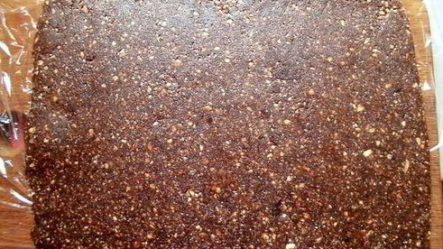 шоколадный рулет с абрикосовым кремом