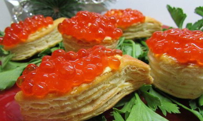 Рецепт яичного крема с красной икрой