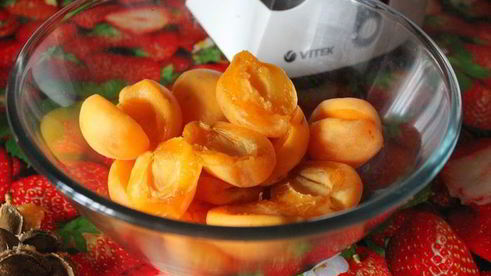 абрикосовое мороженое