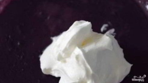 черничное мороженое