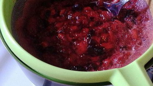 домашнее мороженое из ягод и йогурта