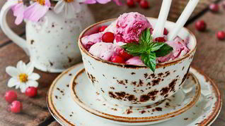 Клюквенное мороженое с апельсином