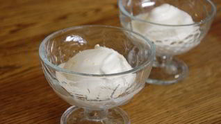 Лимонно-сметанное мороженое