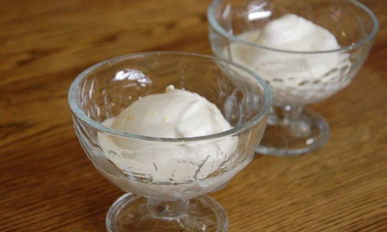 Рецепт лимонно-сметанного мороженое