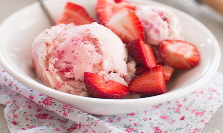 Рецепт мороженого с клубникой