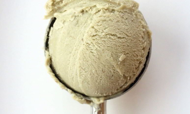 Рецепт мороженого с кокосом и авокадо