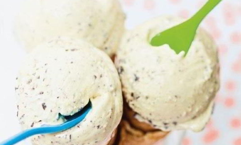 Рецепт мороженого страчателла с белым шоколадом