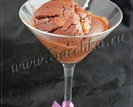 Шоколадное мороженое с зефиром