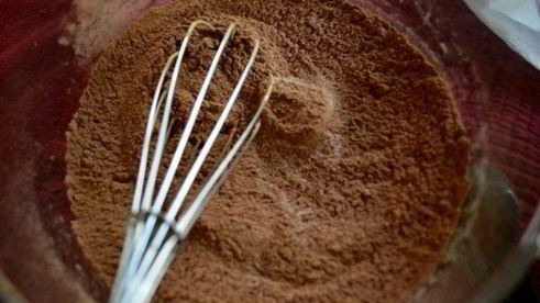 шоколадный торт-мороженое с маршмэллоу и фундуком