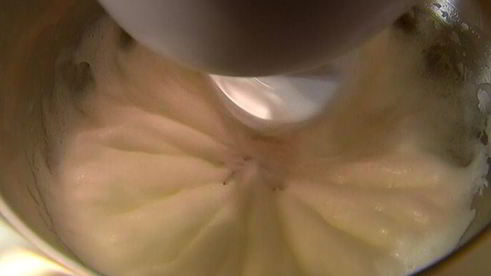 клубничный мусс с белым шоколадом