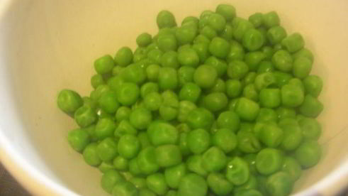 мусс из зеленого горошка и спаржи