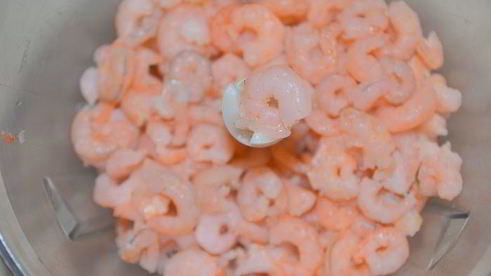 праздничный цукотто из форели с нежнейшим креветочным муссом, огурцом и сливочным кремом