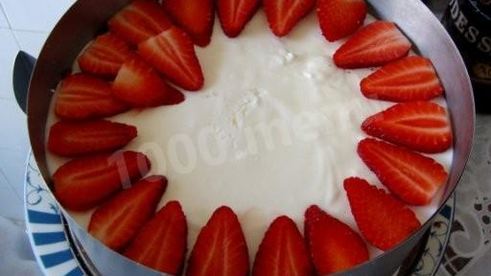 торт-мусс клубника с шампанским