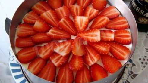 торт-мусс клубника с шампанским