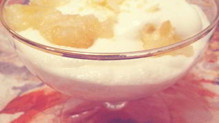 Творожный мусс с яблочным пюре