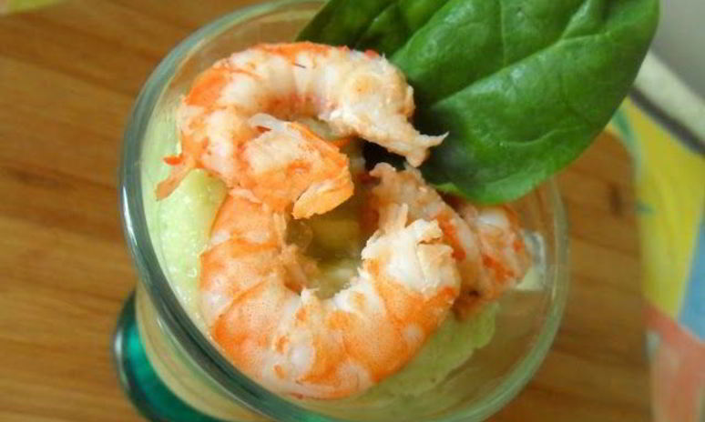 Рецепт яблочного мусса с авокадо и креветками