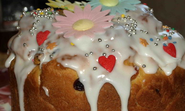 Рецепт кулича с изюмом на опаре