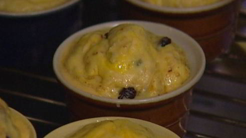 куличи с цукатами и изюмом