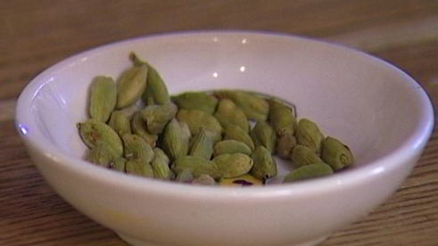 куличи с цукатами и изюмом