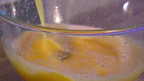 куличи с цукатами и изюмом