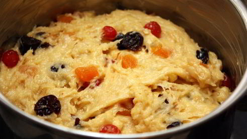 миндальный кулич