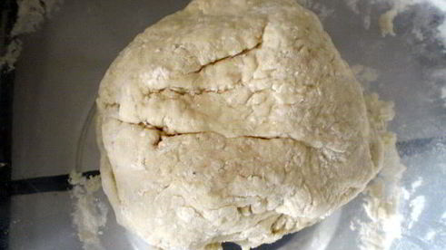 паасброд — нидерландский пасхальный хлеб