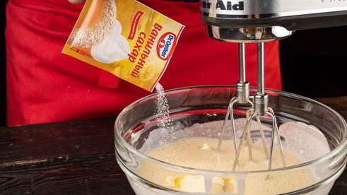 творожный кулич с курагой