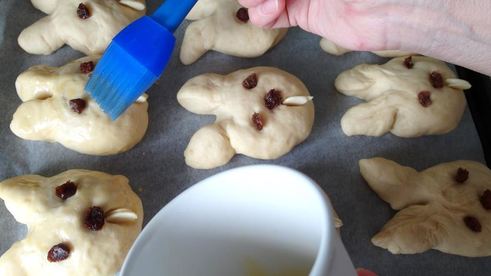 зайцы дрожжевые пасхальные