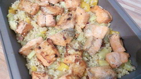 рагу из лосося с перловкой под сырным суфле