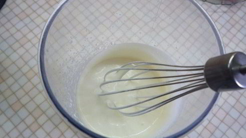 сливочно-вишневое суфле с творогом и шоколадом