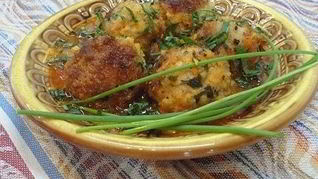 Фрикадельки по-мароккански в томатном соусе