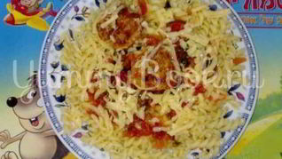 Фрикадельки с макаронами в соусе